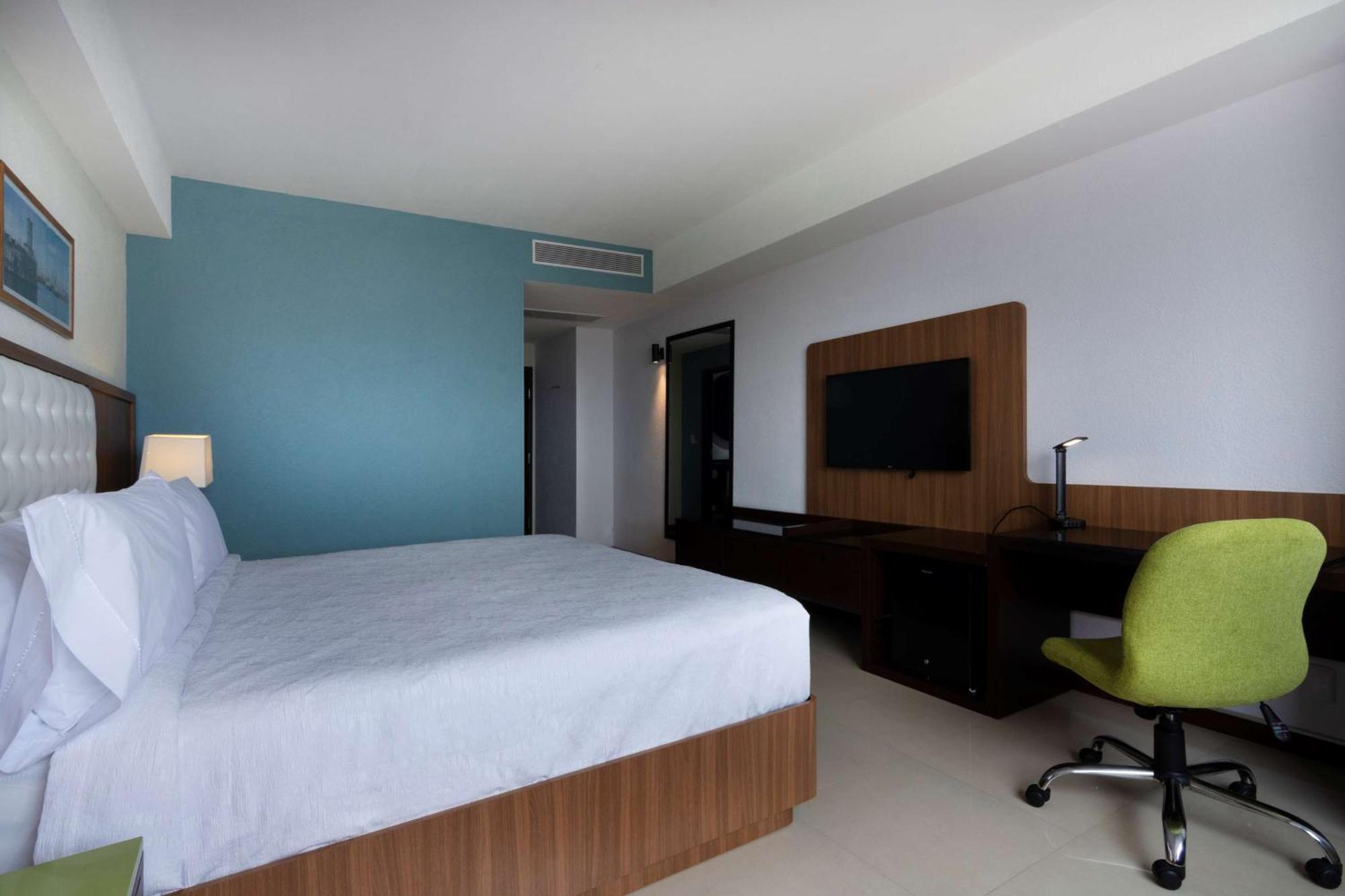 Hotel Indigo Boca Del Rio, An Ihg 3*
