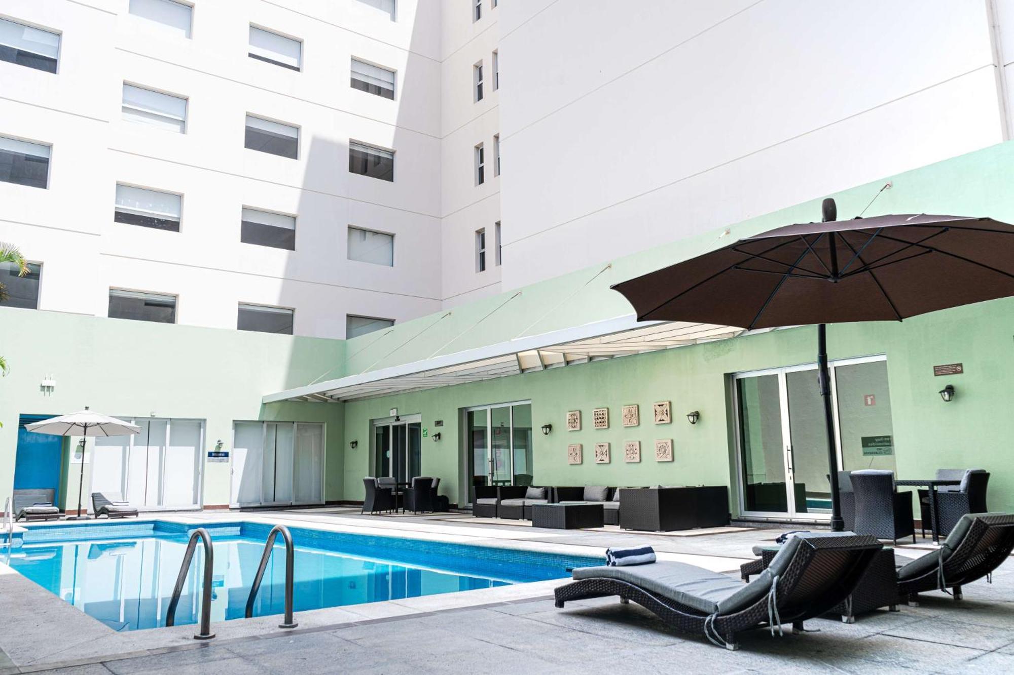 Hotel Indigo Boca Del Rio, An Ihg 3*